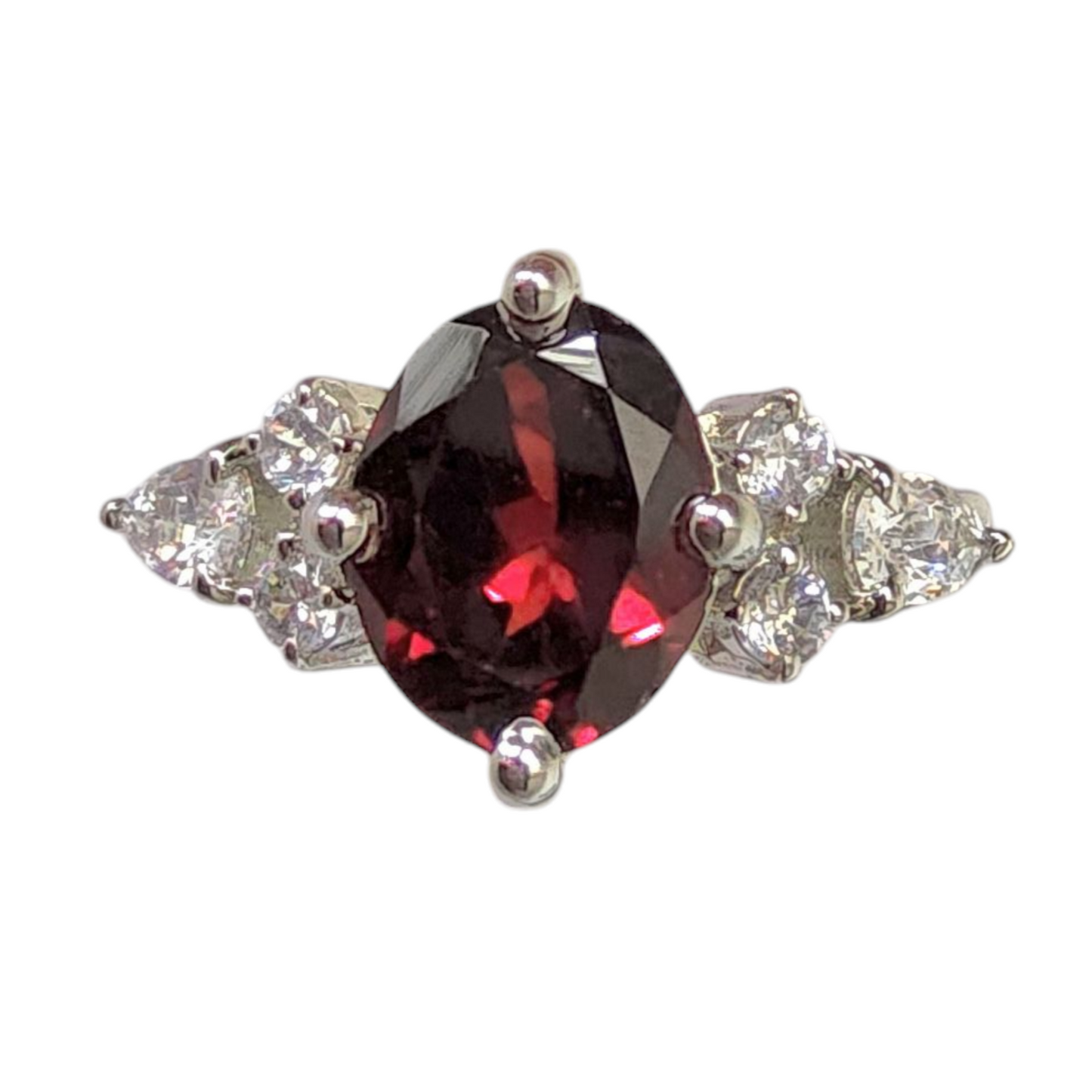 Garnet in 925 Silver