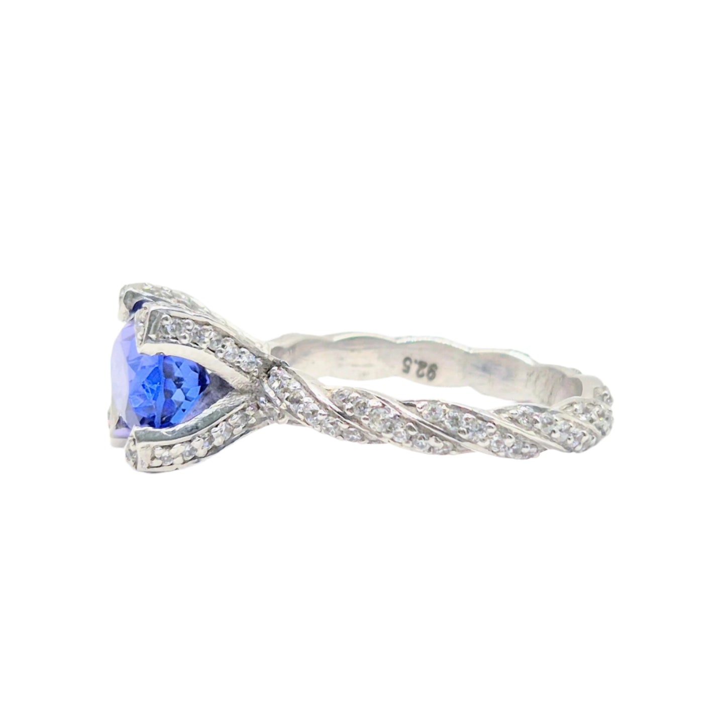 Natural Tanzanite Oval with Cubic Zirconia in 925 Silver