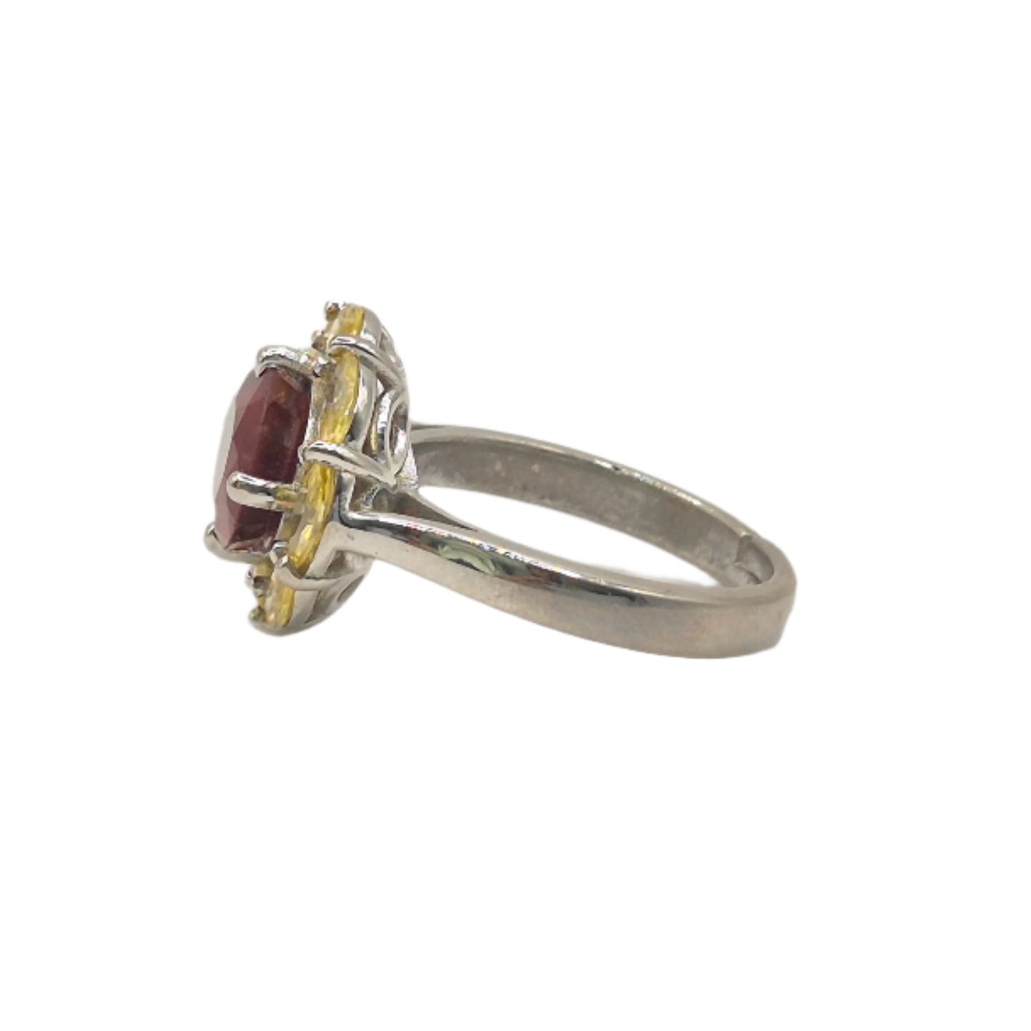 Garnet in 925 Silver