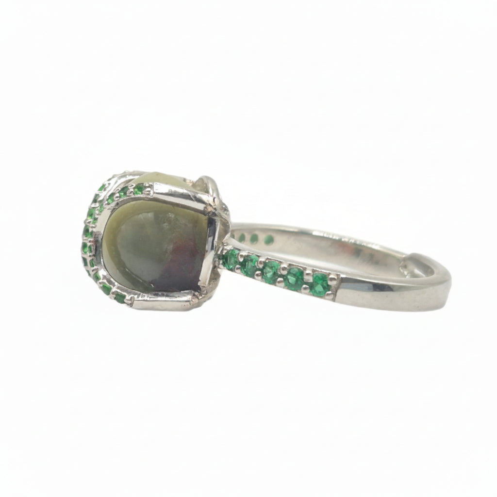 Cats Eye and Green Zircons in 925 Silver
