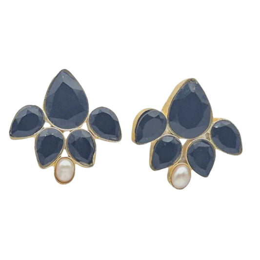 Black Quartz with pearl makes this pair of eartops in brass