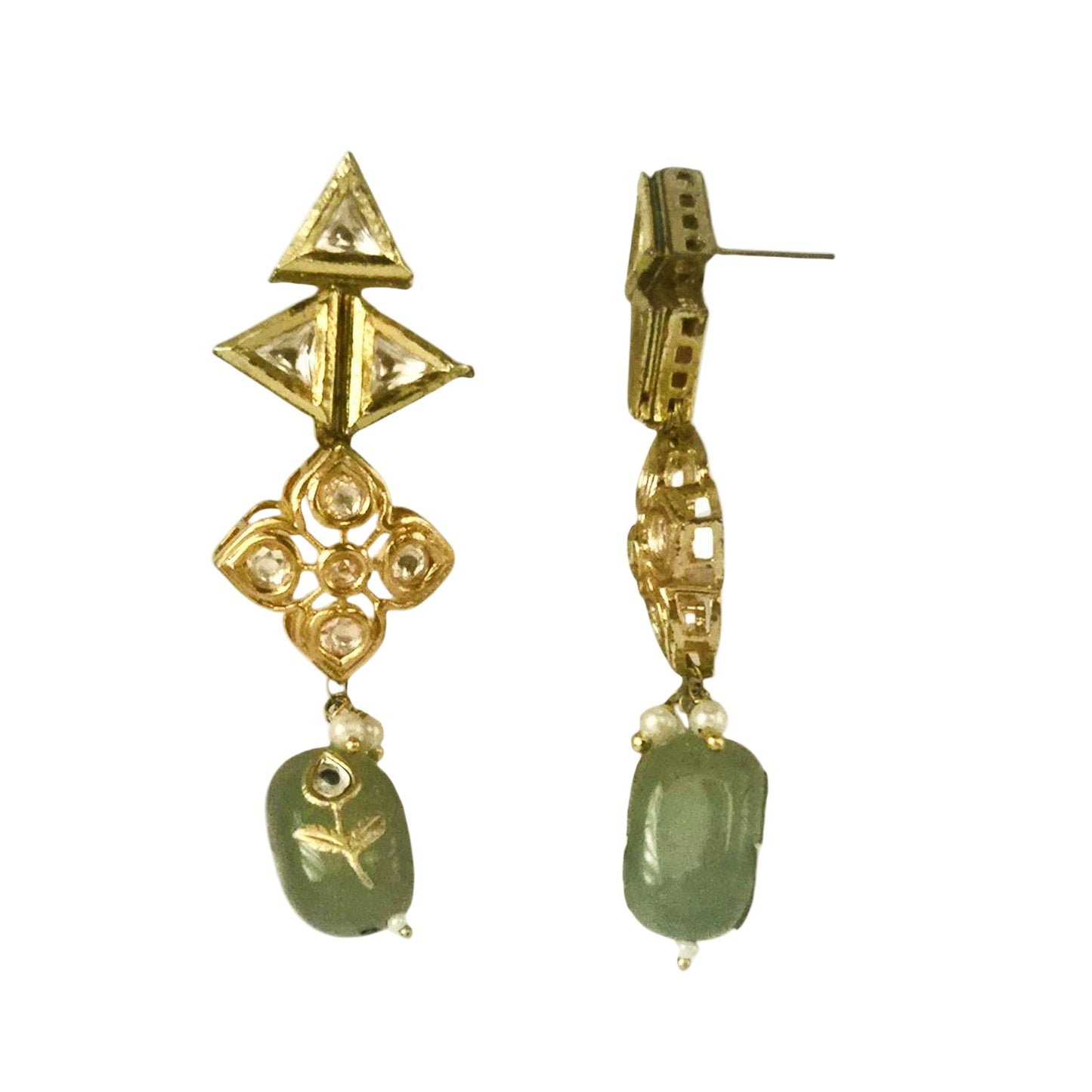 Agate , carved and with kundan engraved makes this multigemstone necklace set in brass