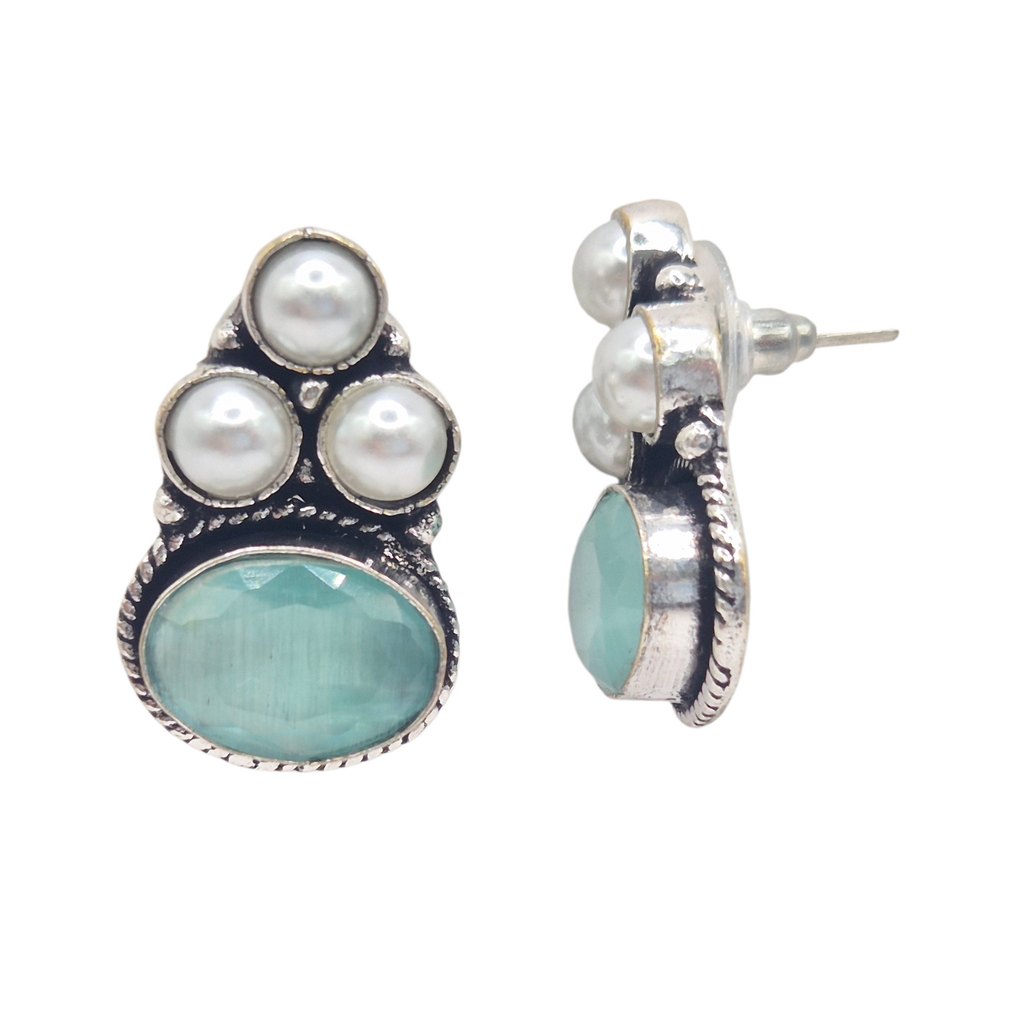 Pastel Green quartz with Pearls Set in brass