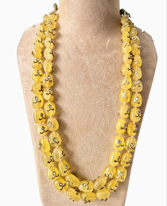 Yellow Agate gemstone beaded with vintage Kundan roped all around