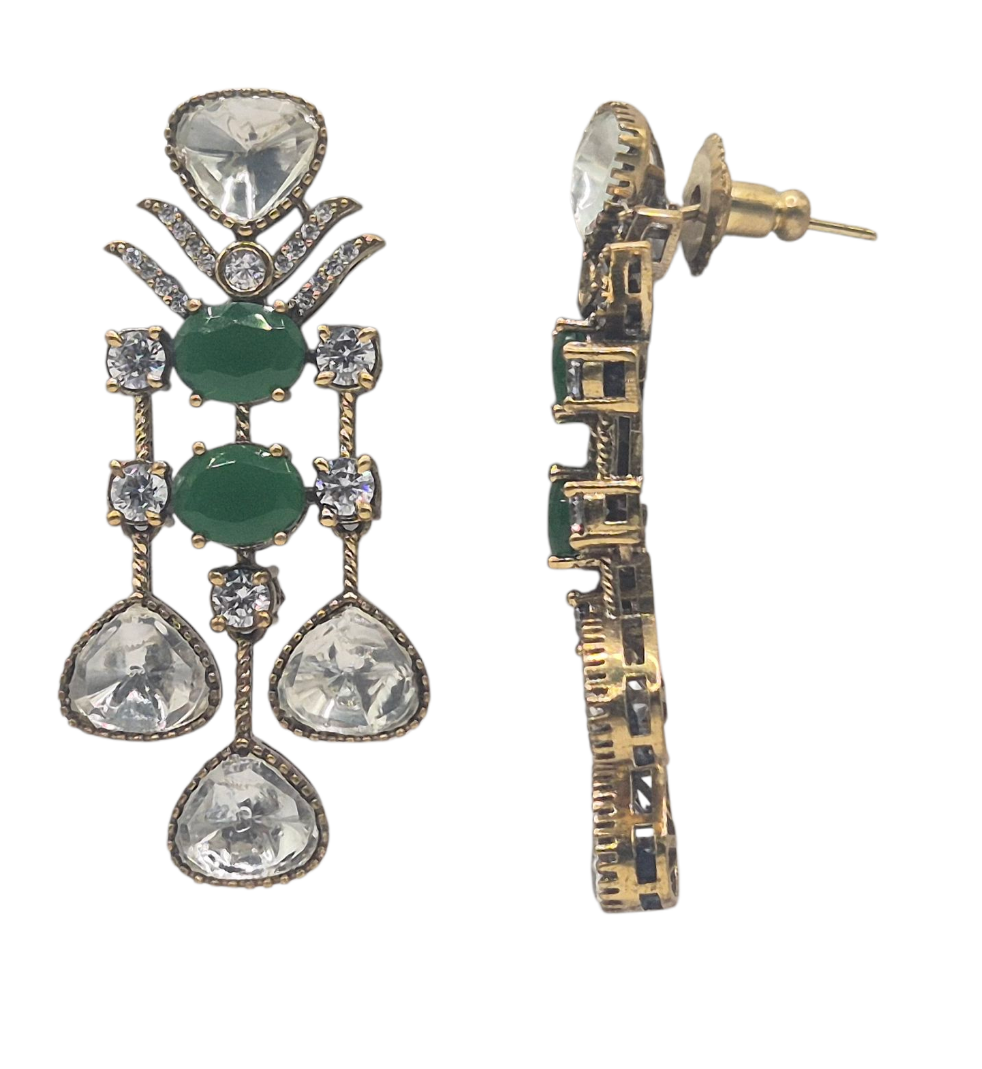 Green quartz and lustrous moissanites make this antique finish necklace set