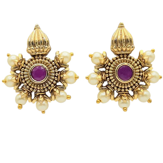Golden Stud with Red Quartz and Pearls