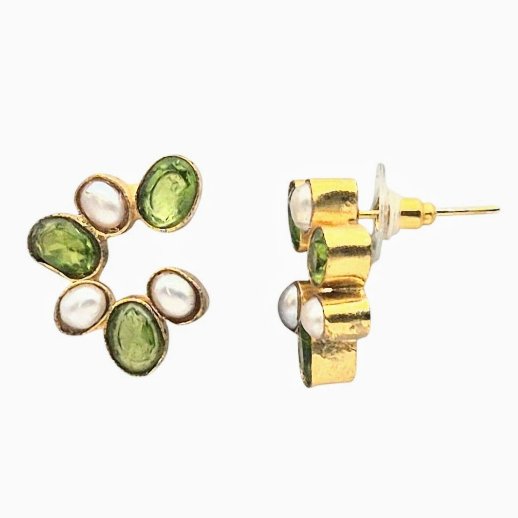 Green Quartz and Natural Pearls set in brass