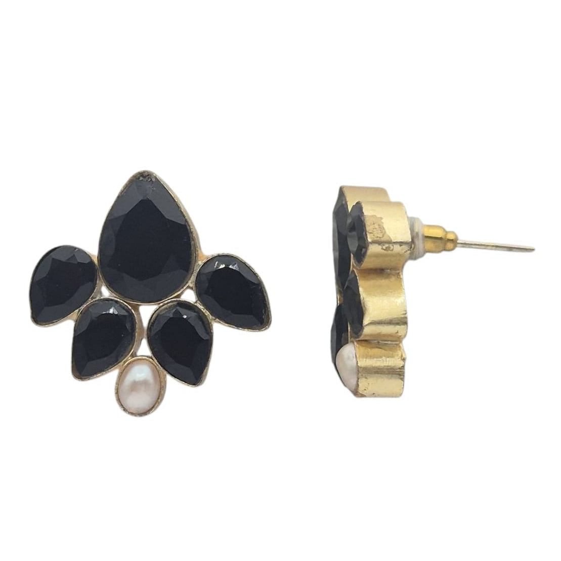 Black Quartz with pearl makes this pair of eartops in brass