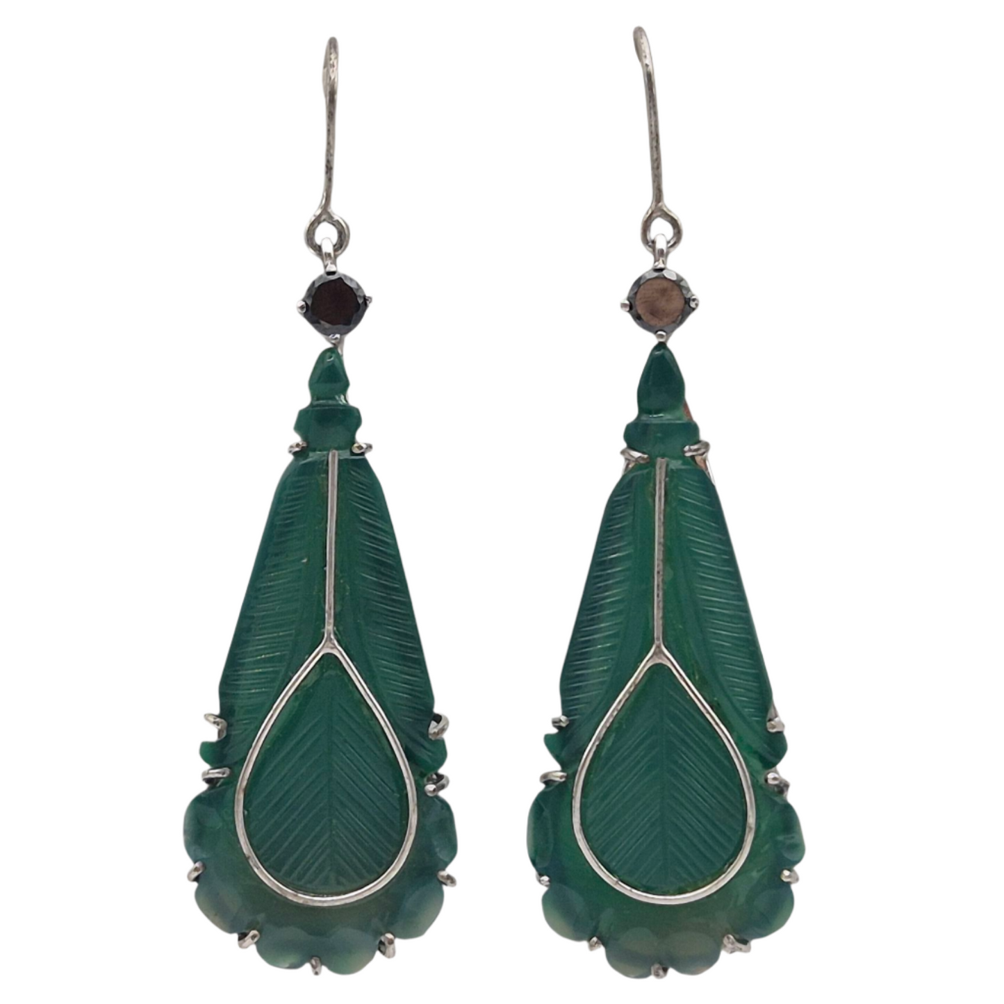 Natural Green Onyx carved gemstone with black zircons in 925 Silver