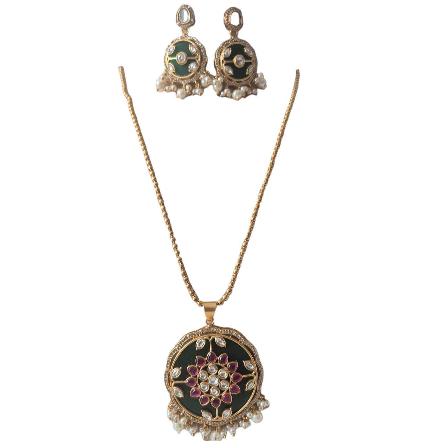Green quartz embedded with kundan, zircons and seed pearls