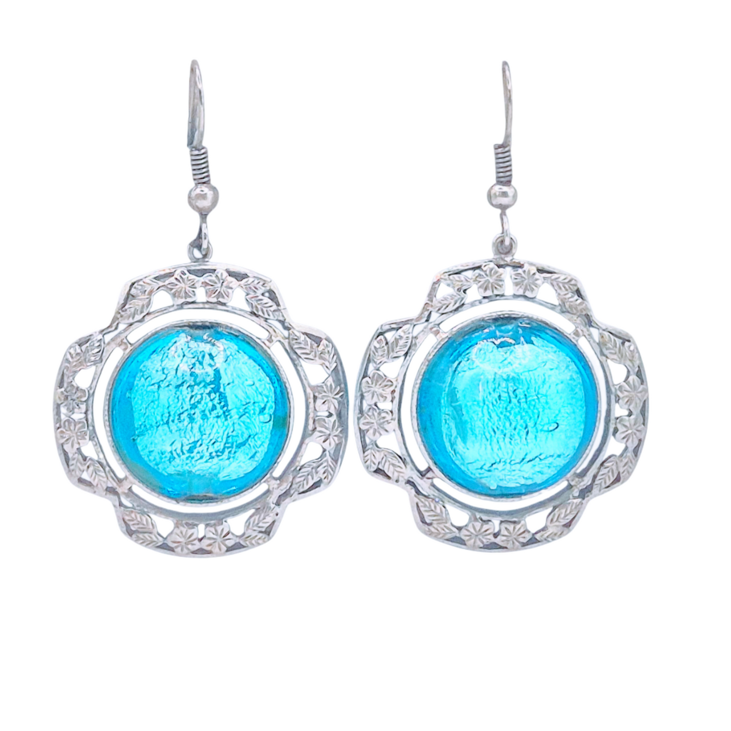 Art deco design made with Italian Murano bead, set in 925 Silver