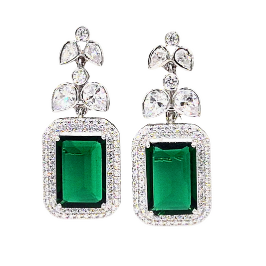 Green Emerald cut Hydro quartz with Cubic Zirconia in 925 Silver, in a vintage design