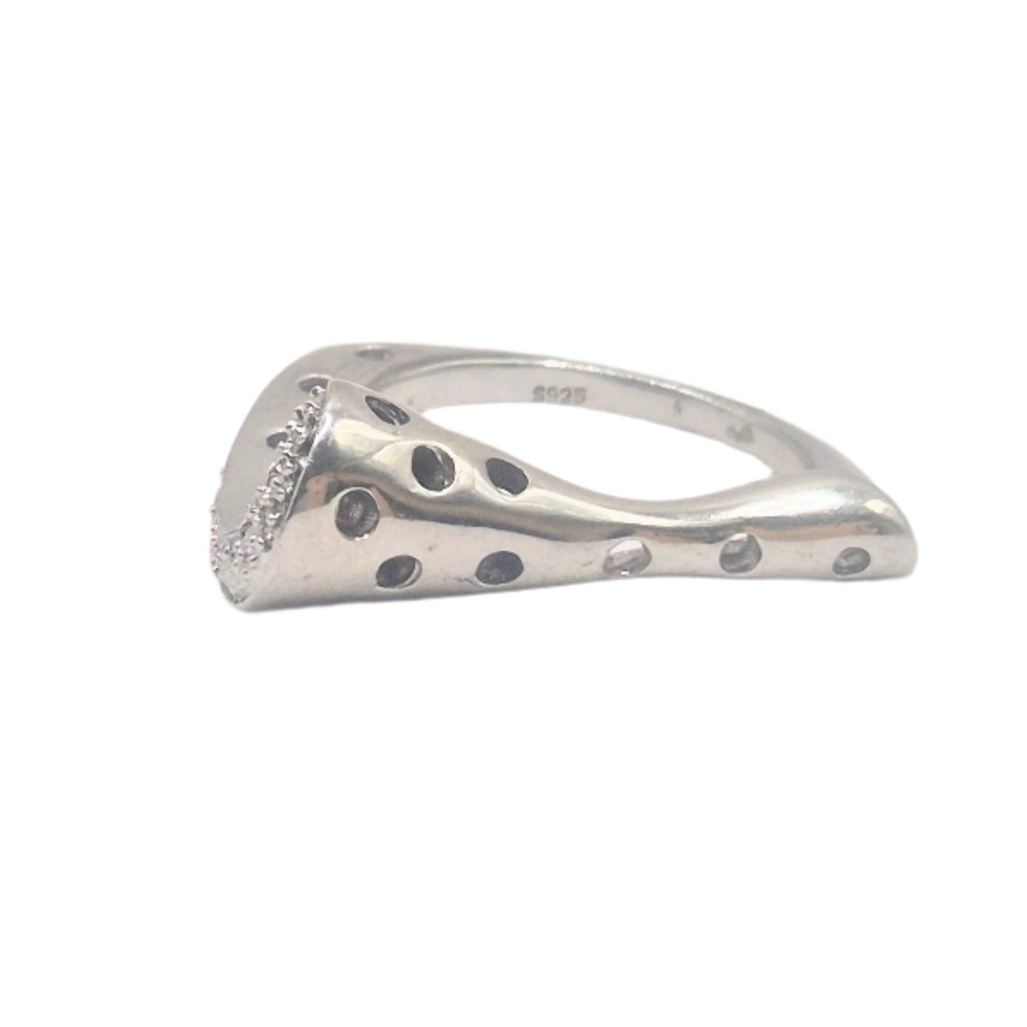 Fancy dotted ring in 925 Silver