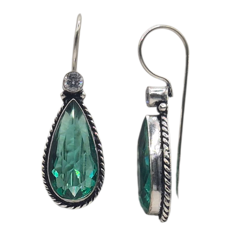 Sea Green quartz teardrop set in brass