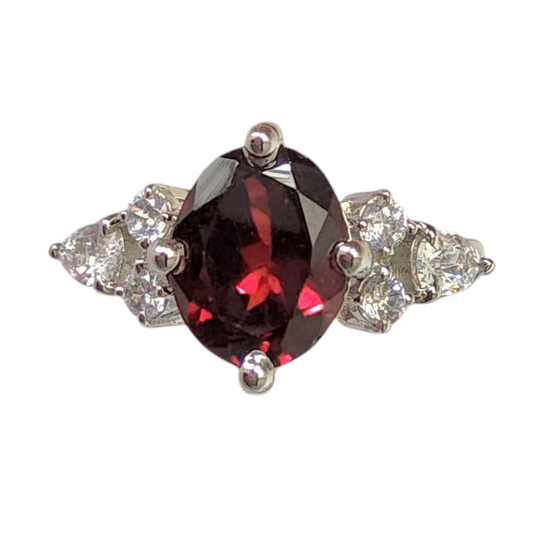 Garnet in 925 Silver
