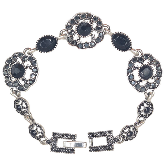 Black Floral Oval quartz in brass