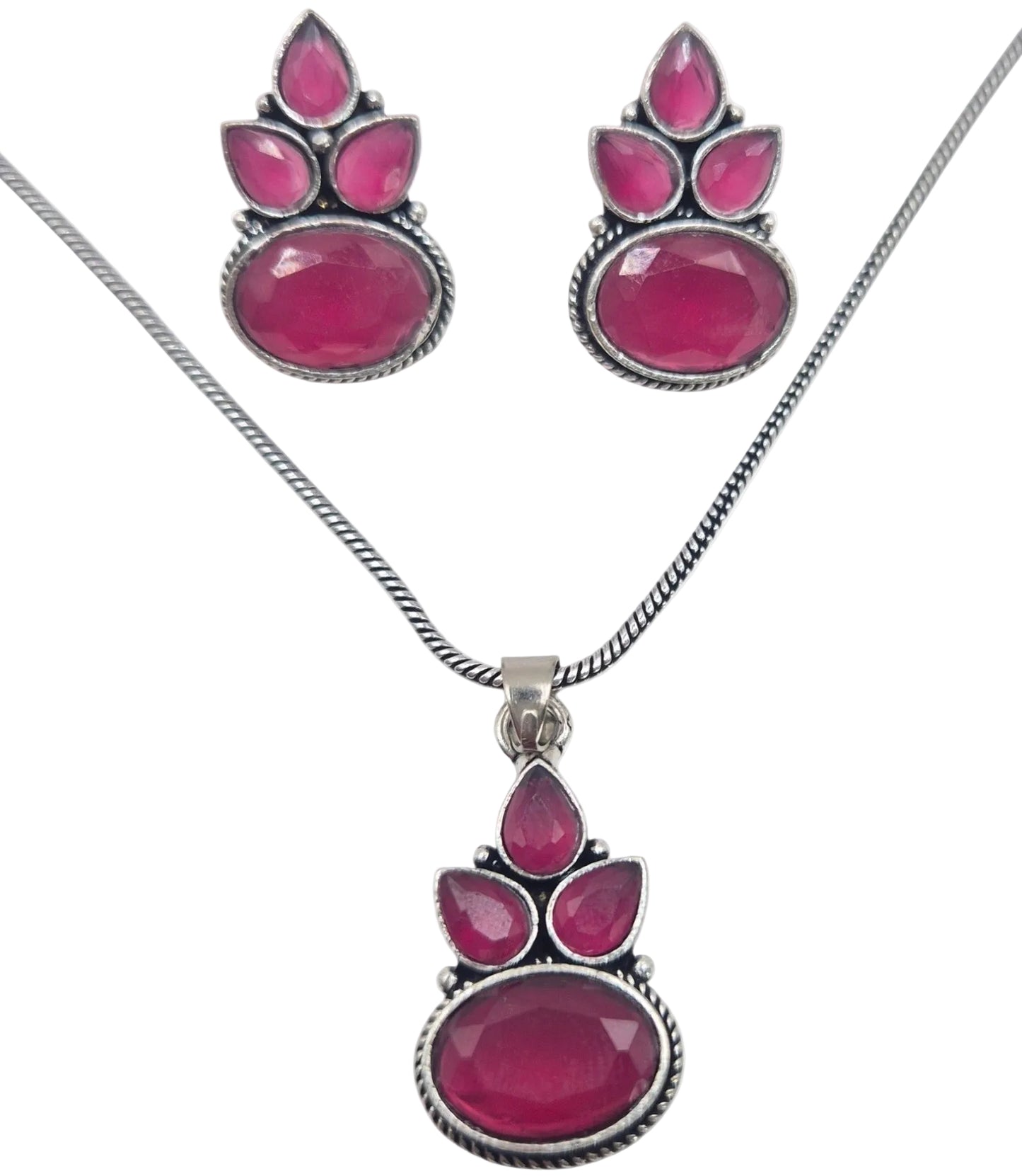 Red quartz set in brass