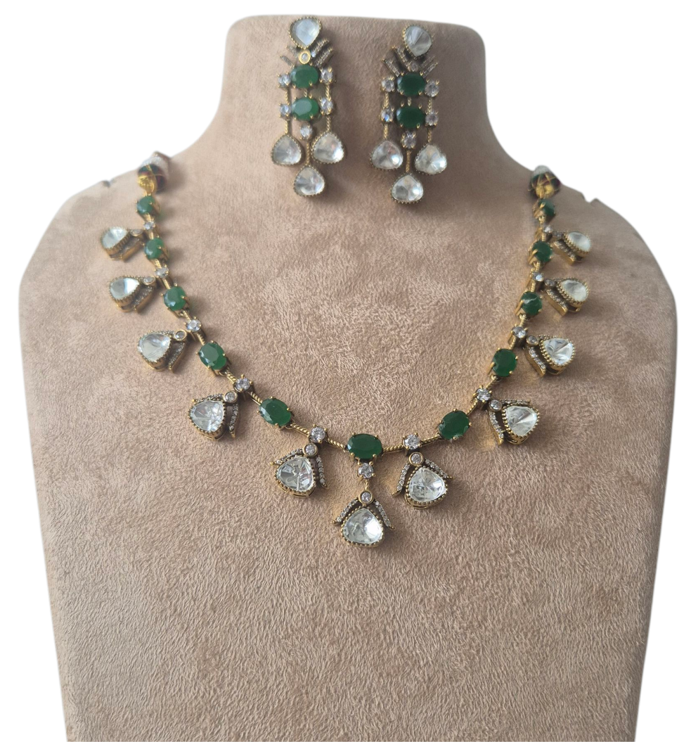 Green quartz and lustrous moissanites make this antique finish necklace set