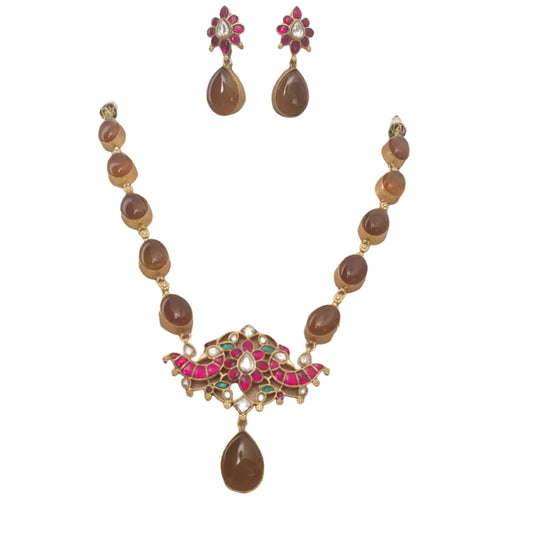 Hessonite gemstone with Fuschia pink Jadau Kundan Set