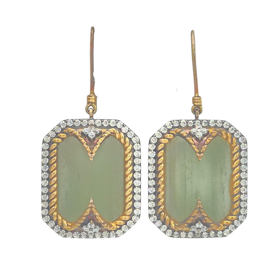 Natural Jade Gemstones and Cubic Zirconia set to make this piece of art deco design in 925 Silver