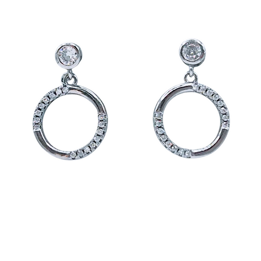 Circle designed to make a short dangler, made in 925 silver with Cubic zirconia