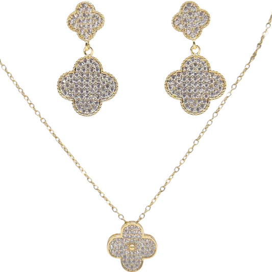 Clover design with crystals in Yellow Plating