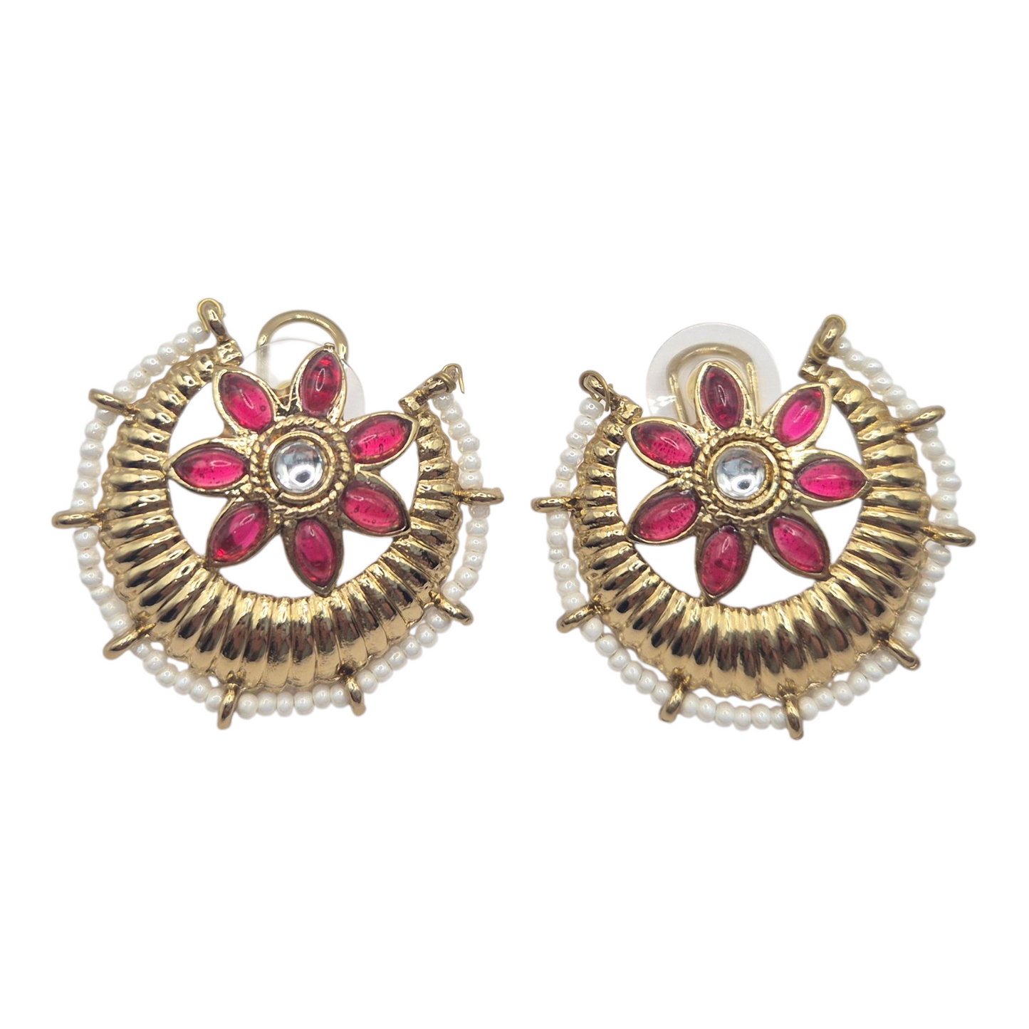 Red quartz with kundan in brass