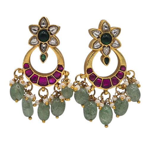 Green quartz with pink enamel and kundan in brass