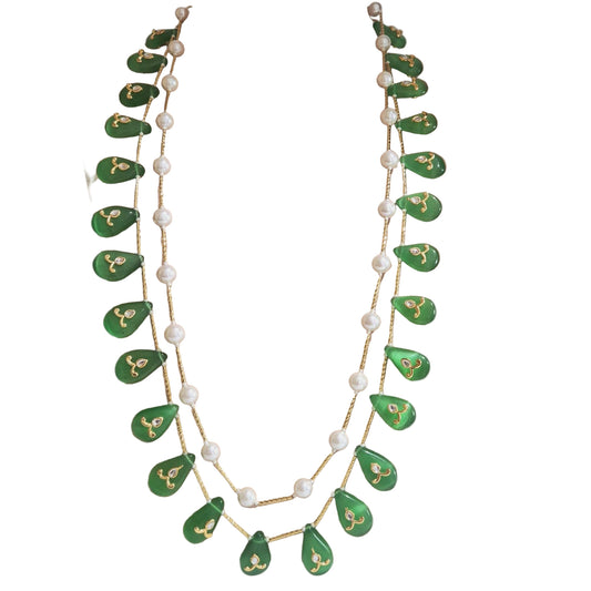Green Agate necklace with kundan and pearls