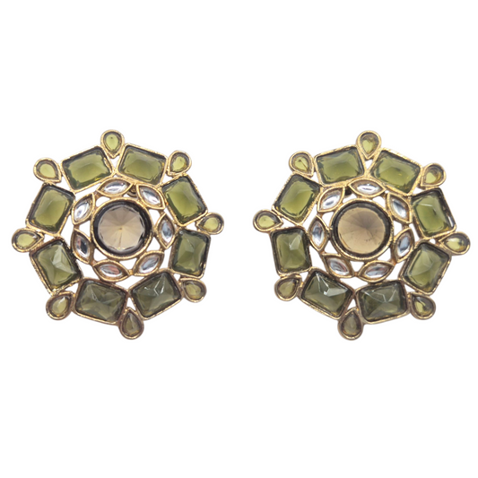 Olive green quartz with kundan in brass
