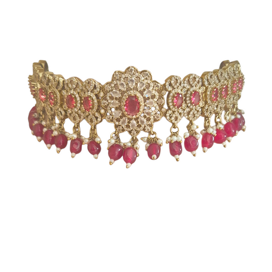 Red quartz chokur with cubic zirconia and pearls in brass