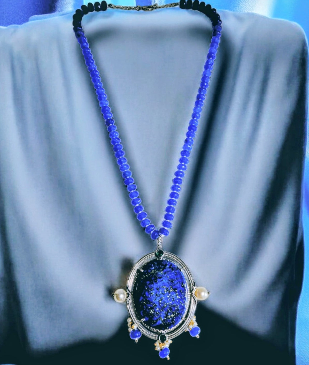 Oval Lapiz Lazuli with Cubic Zirconia and Pearls in 925 Silver