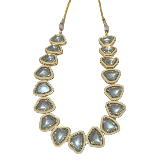 Beige enamel with kundan in brass