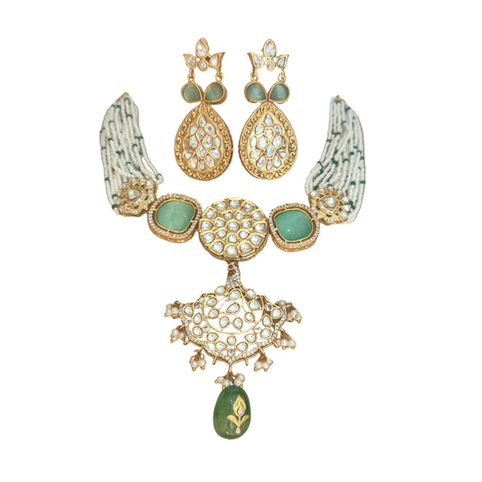 Kundan and pearls with green quartz in brass